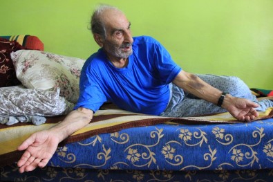 Hissettigi Acilar Için Doktorlara Yalvardi Açiklamasi