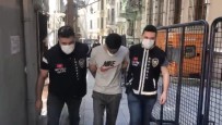 ÖZEL HAREKAT POLİSLERİ - Istanbul'da Nefes Kesen Rehine Kurtarma Operasyonu Açiklamasi Çocugunu Biçakla Rehin Aldi