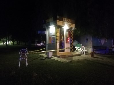 Izmir'de 1 Kisinin Agir Yaralandigi Palali Kavgayla Ilgili 2 Gözalti