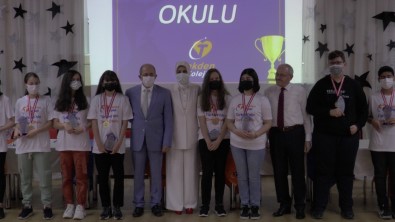 Özel Tekden Ortaokulu'ndan 86 Ögrenci LGS'de Dereceye Girdi