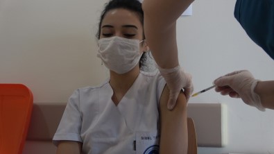 Üçüncü Doz Asilama Basladi