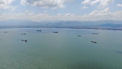 Izmit Körfezi'nde Müsilaj Etkisini Kaybetti