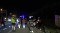 Ümraniye'de Makas Atarak Ilerleyen Otomobil Agaçlik Alana Uçtu Açiklamasi 1 Yarali