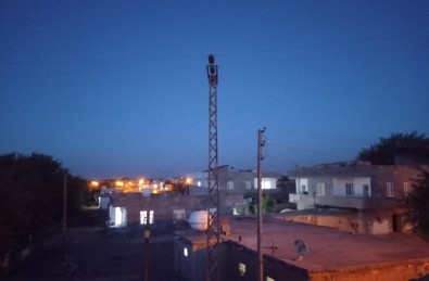 Diyarbakir'da Bir Mahalle Korona Virüs Nedeniyle Karantinaya Alindi