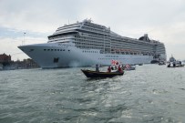 Kruvaziyer Gemilerinin Venedik'e Girisi Yasaklandi