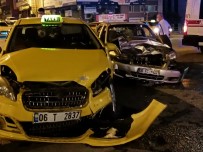 Ankara'da 3 Otomobil Çarpisti Açiklamasi 3 Yarali