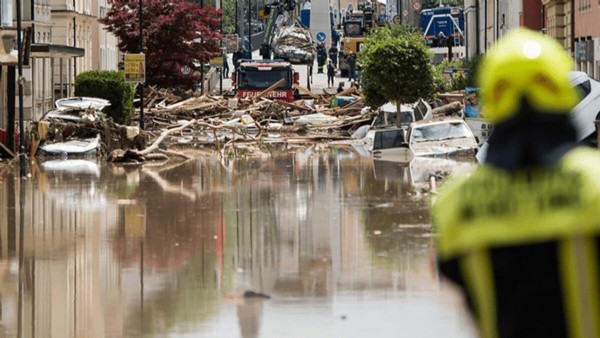 Almanya'da ordu harekete geçti! Felaketin bilançosu korkunç!