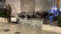 Israil Güçleri, Kudüs'teki Bab Al-Amud Bölgesini Kapatti