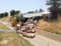 Lastigi Patlayan Tir Sarampole Devrildi