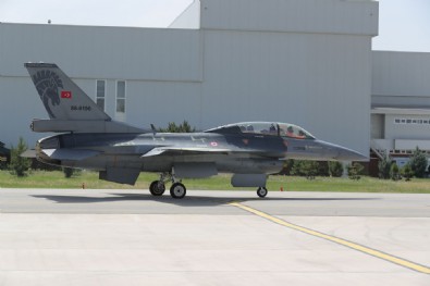 SSB açıkladı! Sekizinci F-16 Blok-30 Hava Kuvvetleri'ne teslim edildi