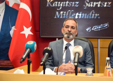 Baskan Bozdogan, Tenis Kulübü Elestirilerine Yanit Verdi