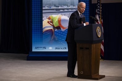 Biden Açiklamasi 'Afganistan'dan Çekilme Planlandigi Sekilde Devam Ediyor'