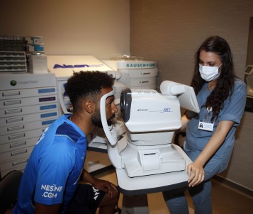 Fenerbahçe'de Futbolcular Saglik Kontrolünden Geçti