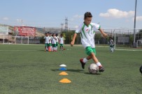 TEKVANDO - Gölbasi Belediye Spor Kulübü Yaz Spor Okullari Basliyor
