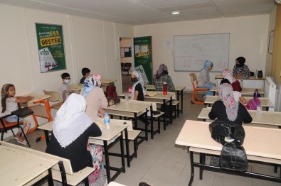 Kayapinar Belediyesinde Yaz Kurslari Basladi