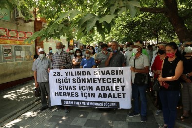 Madimak Olayinda Hayatini Kaybedenler Tunceli'de Anildi