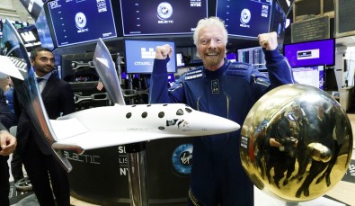 Milyarderlerin Uzay Yarisi Açiklamasi Branson, Bezos'tan Önce Uzaya Gidecek