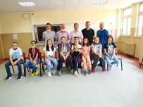 YÜKSELEN - 'Yükselen Yildiz Kupasi' Osmanbey Ortaokulu'nun Oldu