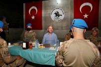 Cumhurbaskani Erdogan, Sehit Jandarma Uzman Çavus Tuncay Arslan Üs Bölgesi'ndeki Askerin Bayramini Kutladi