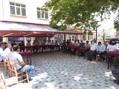 Hisarcik'ta Bayramlasma Programi Düzenlendi