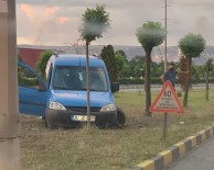 Kaza Sonrasi Çikan Kavgada 3 Kisi Yaralandi