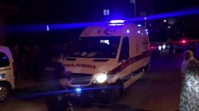 Adana'da Silahli Ve Biçakli Kavgada 4 Kisi Yaralandi