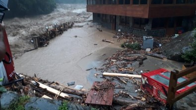 Meteoroloji'den Trabzon, Rize Ve Artvin Için Siddetli Yagis Uyarisi