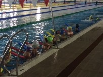 Erzurum'da Düzenlenen Yüzme Kursuna Yogun Ilgi