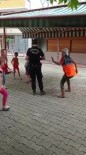 AFAD, Kizilay Görevlileri Ve Çevik Kuvvet Polisi Selzede Çocuklarla Oyunlar Oynayarak Moral Verdiler