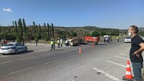 Çorum'da Trafik Kazasi Açiklamasi 1 Ölü, 4 Yarali