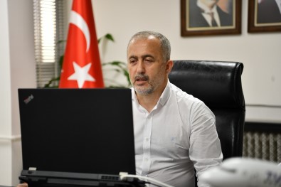 SAÜ Rektörü Prof. Dr. Fatih Savasan Açiklamasi