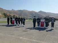Sehit Askerler Için Ugurlama Töreni