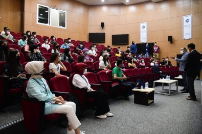 Van'dan Gelen Ögrenci Kafilesi ETÜ'yü Ziyaret Etti