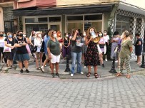Kadiköy'de 17 Yasinda Kiz Çocuguna Igrenç Tacize Kadinlardan Protesto