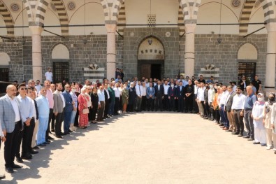 AK Parti'nin Gönül Seferberligi Sur Ilçesi Ile Devam Ediyor