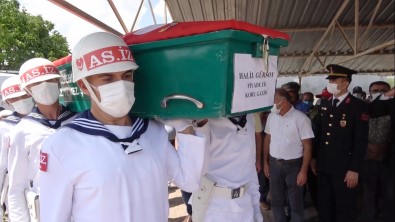 Kore Gazisi Halil Gürsoy Mersin'de Son Yolculuguna Ugurlandi