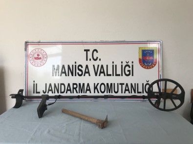 Kula'da Kaçak Kazi Operasyonu Açiklamasi1 Kisi Suçüstü Yakalandi