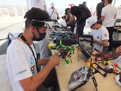 Türkiye Drone Sampiyonasi Finalinin Ilk Etabi Elazig'da Basladi