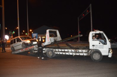 Agri'da Trafik Kazasi Açiklamasi 2 Yarali