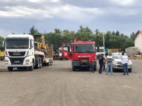 Bingöl'den Antalya'daki Yanginlara Is Makinesi Destegi