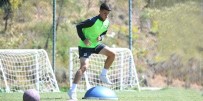 Bursaspor, Taha Altikardes'in Sözlesmesini 2025'E Kadar Uzatti