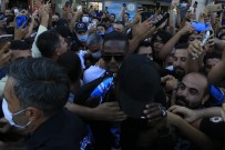 Mario Balotelli'ye Adana'da Coskulu Karsilama