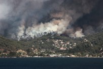 Marmaris'teki Yangin Hisarönü Körfezi'ni Tehdit Ediyor