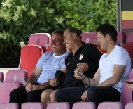 GHEORGHE POPESCU - Hagi Ve Popescu'dan Galatasaray'a Ziyaret