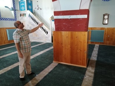 Kayseri'de 267 Yillik Cami Yillara Meydan Okuyor