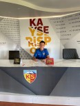 YUNUS EMRE - Kayserispor 3 Futbolcuyu Profesyonel Yapti