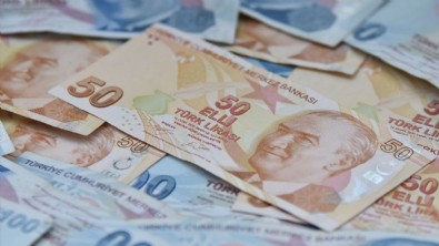 Memur, emekli, vatandaş herkesin gözü zam haberinde! Emekli ve memur maaşı zam oranı ne kadar olacak?