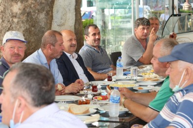 Baskan Tavli Açiklamasi 'Ünye'nin Gelecegini Sekillendiren Her Fikri Önemsiyoruz'