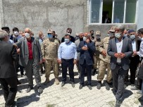 KANAAT ÖNDERLERİ - Çaldiran Belediye Baskani Sefik Ensari'nin Aci Günü