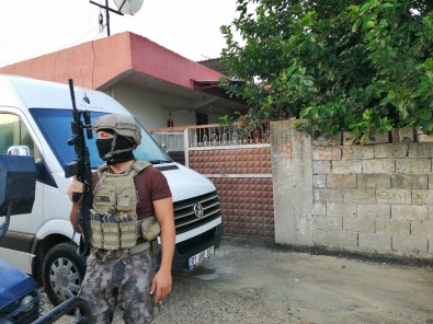 Ceyhan'da Uyusturucu Operasyonu Açiklamasi 3 Gözalti